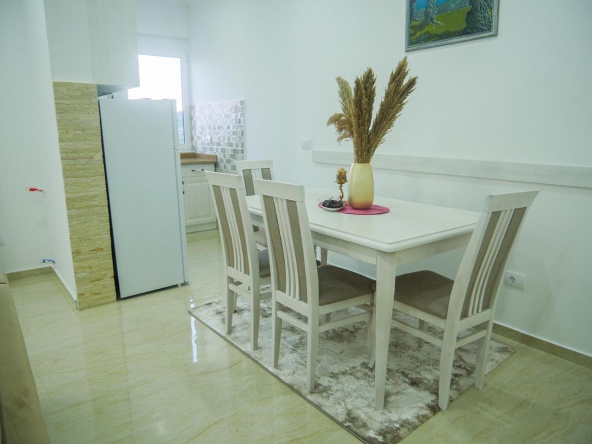 Imperator Apartments Ulcinj Ngoại thất bức ảnh