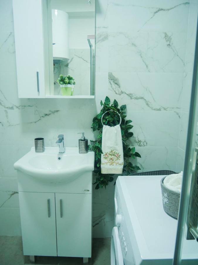 Imperator Apartments Ulcinj Ngoại thất bức ảnh