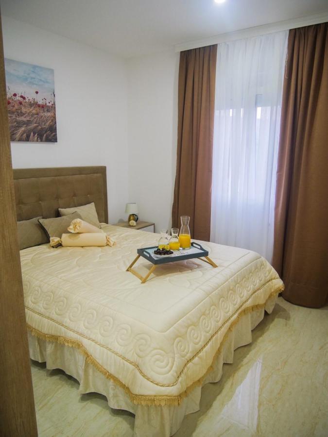 Imperator Apartments Ulcinj Ngoại thất bức ảnh